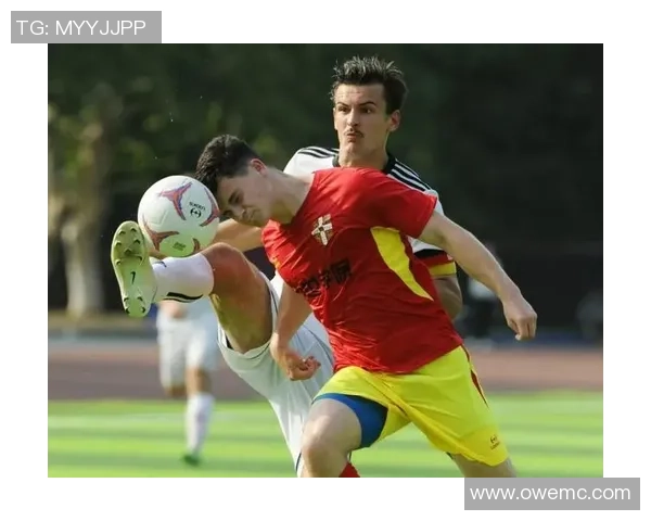 足球胸的魅力与技巧解析让你在球场上尽显风采与自信